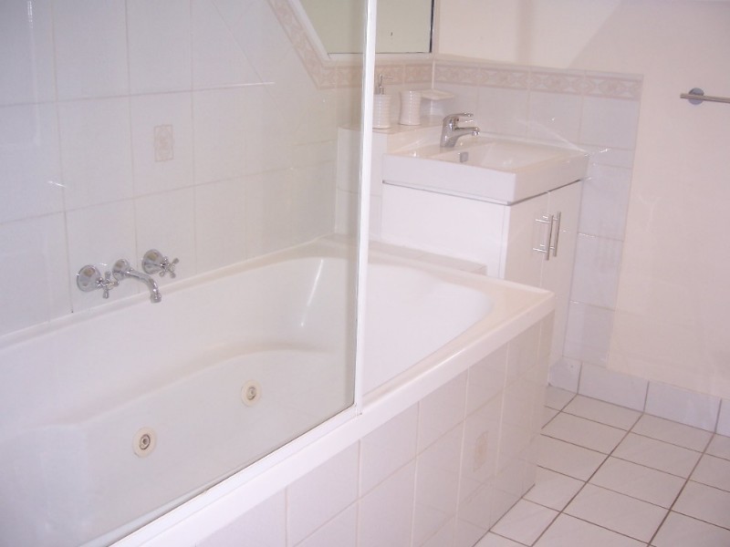 90 Shailer Road, Shailer Park QLD 4128