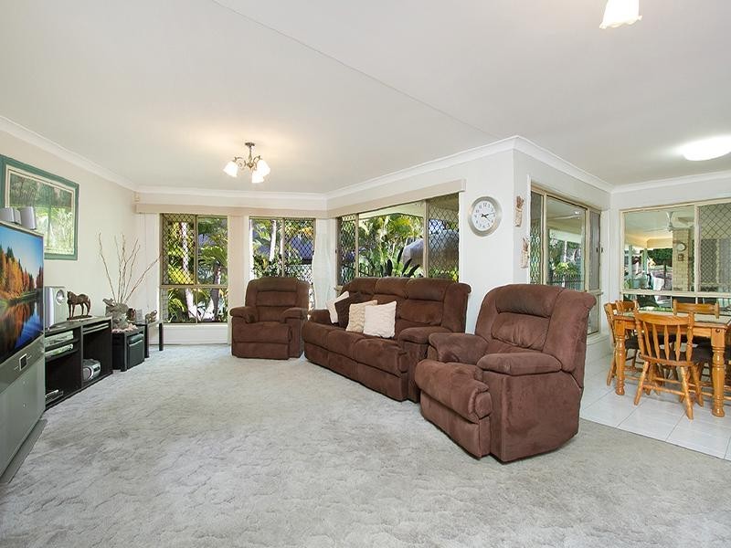 75 Mallee Drive, Tanah Merah QLD 4128