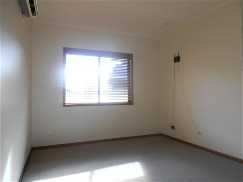 140 Shailer Road, Shailer Park QLD 4128
