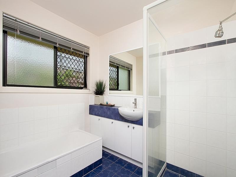 2 Satellite Court, Tanah Merah QLD 4128
