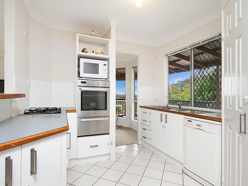 8 Kabang Court, Tanah Merah QLD 4128