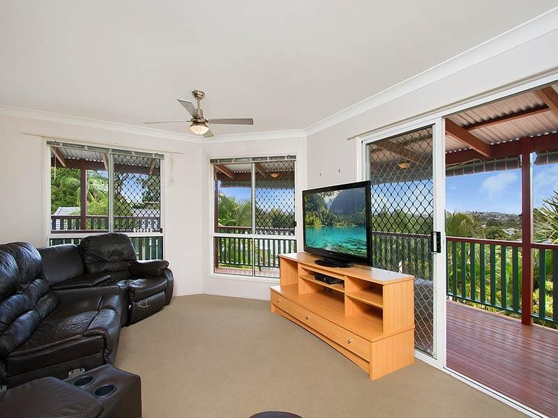 8 Kabang Court, Tanah Merah QLD 4128