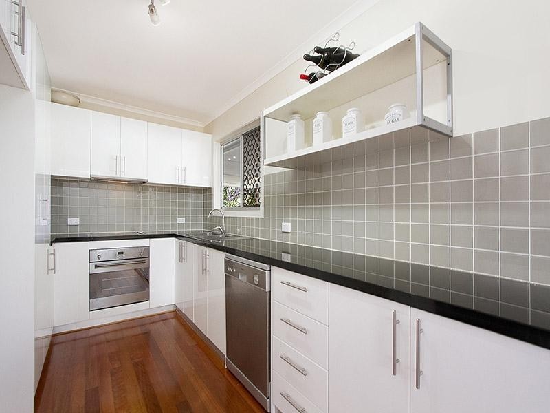 11 Shane Street, Shailer Park QLD 4128