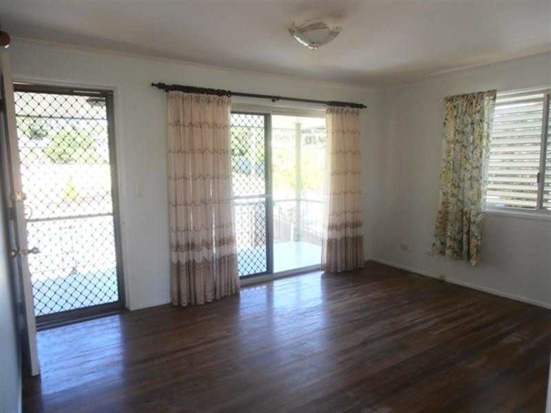 23 Lobelia Street, Daisy Hill QLD 4127