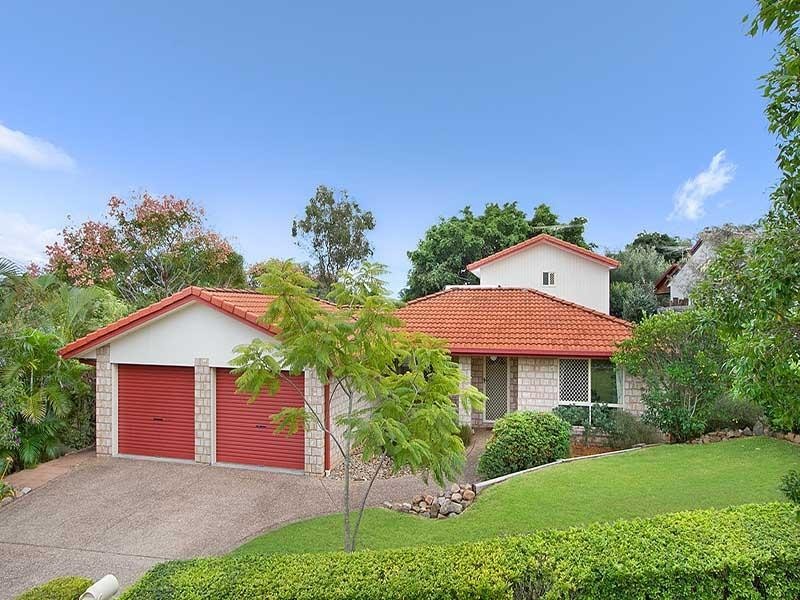 4 Sundar Crescent, Tanah Merah QLD 4128