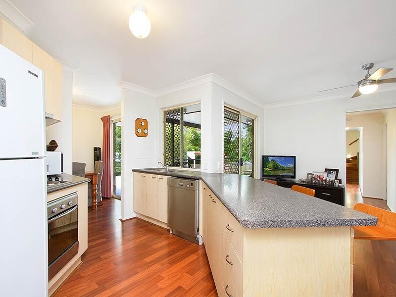 4 Sundar Crescent, Tanah Merah QLD 4128