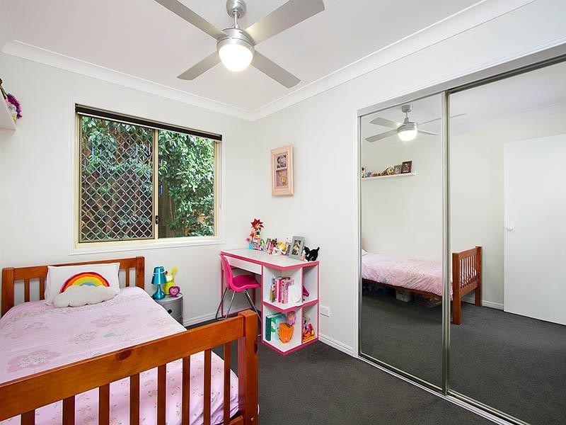 4 Sundar Crescent, Tanah Merah QLD 4128