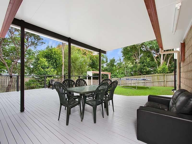 4 Sundar Crescent, Tanah Merah QLD 4128