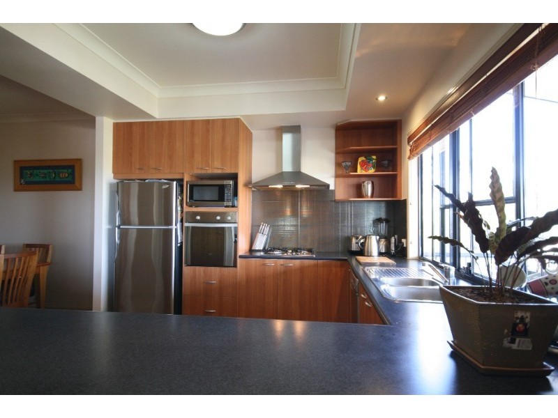 31 Jasmine Crescent, Shailer Park QLD 4128