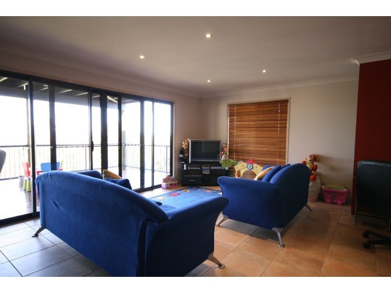 31 Jasmine Crescent, Shailer Park QLD 4128