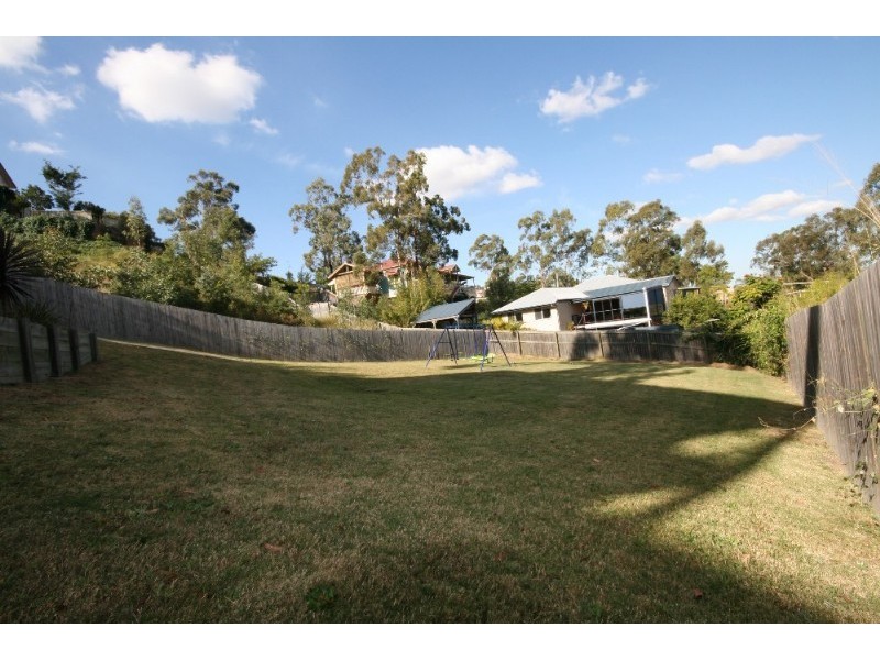 31 Jasmine Crescent, Shailer Park QLD 4128