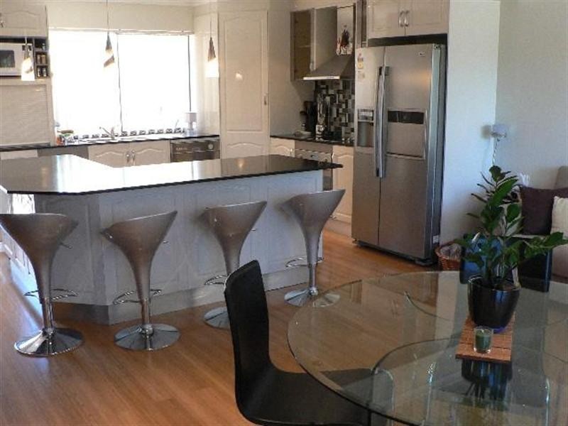 9 Abel Street, Springwood QLD 4127