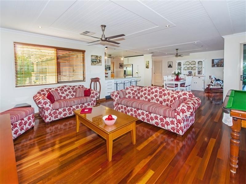 407 Springwood Road, Springwood QLD 4127