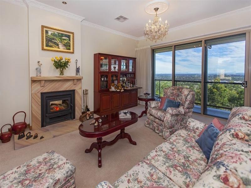 407 Springwood Road, Springwood QLD 4127