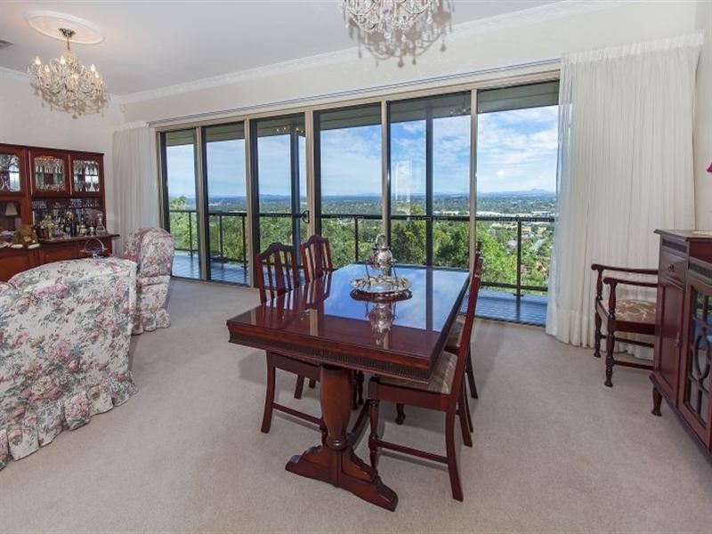 407 Springwood Road, Springwood QLD 4127