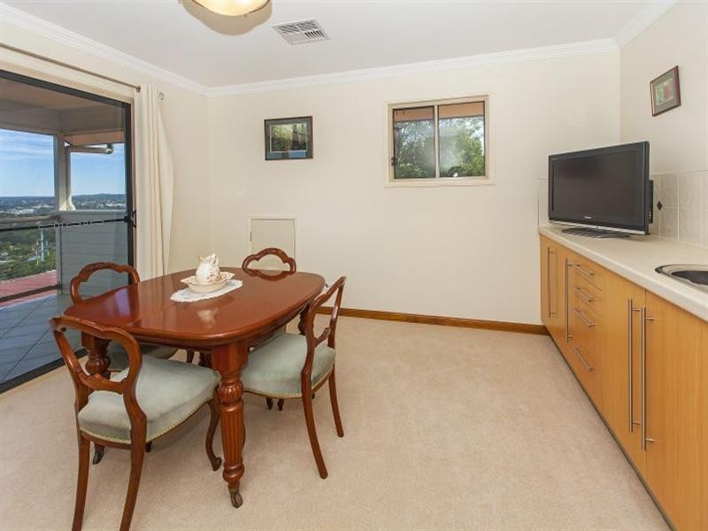 407 Springwood Road, Springwood QLD 4127