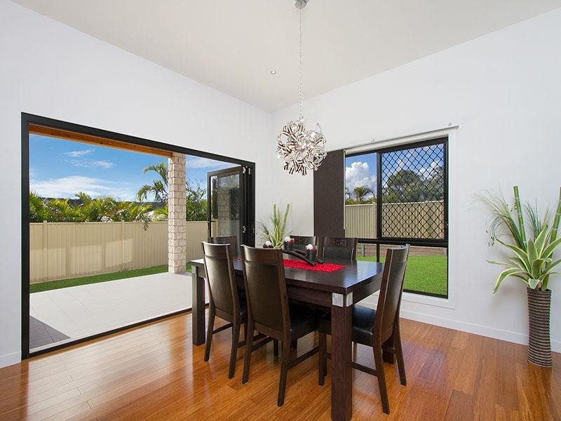 92 Shailer Road, Shailer Park QLD 4128