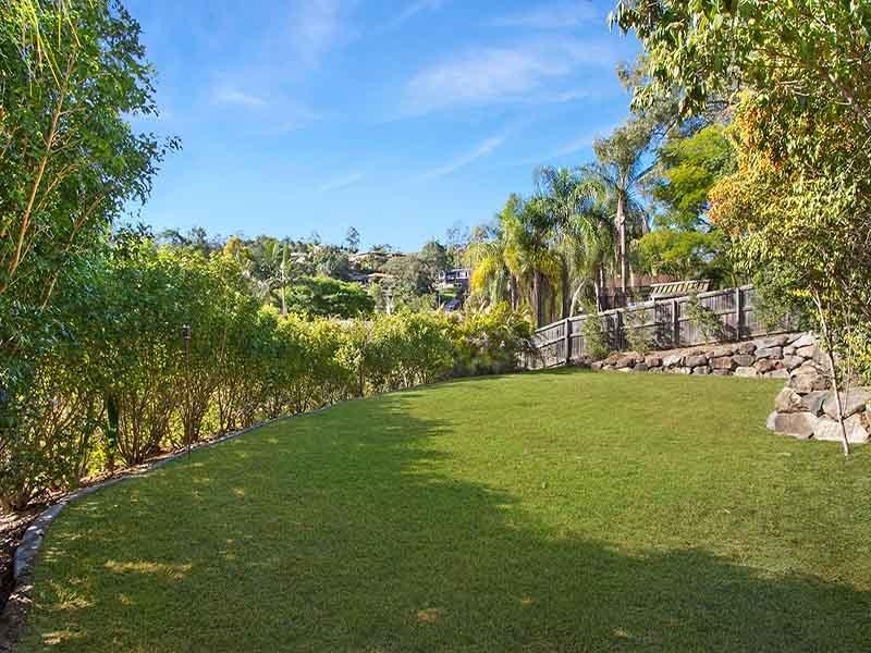 35 Narcamus Crescent, Shailer Park QLD 4128