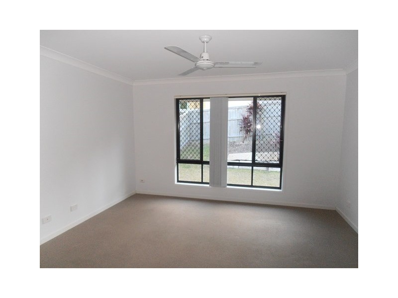 5 Lindsay Court, Cornubia QLD 4130