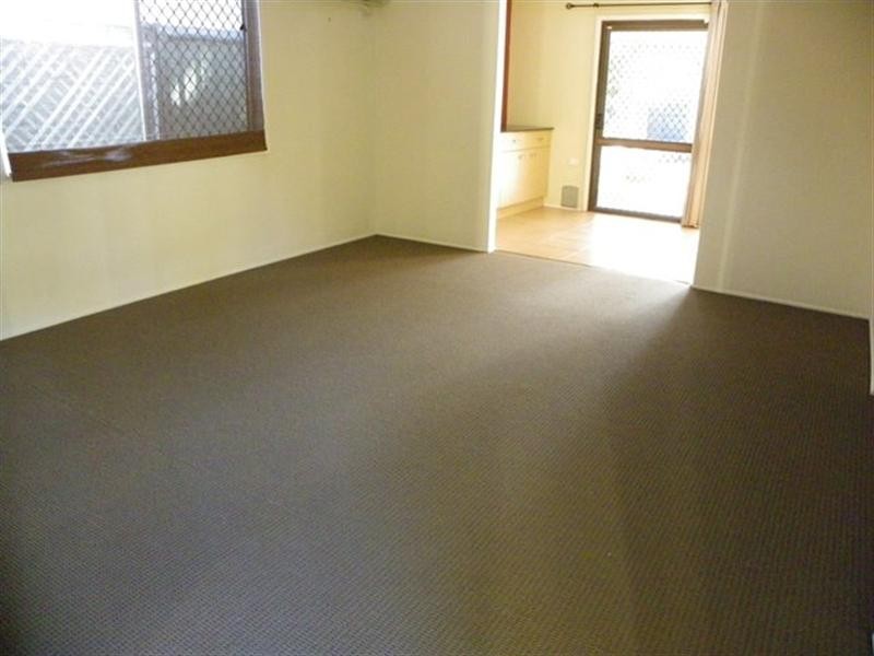 8 Teak Street, Shailer Park QLD 4128