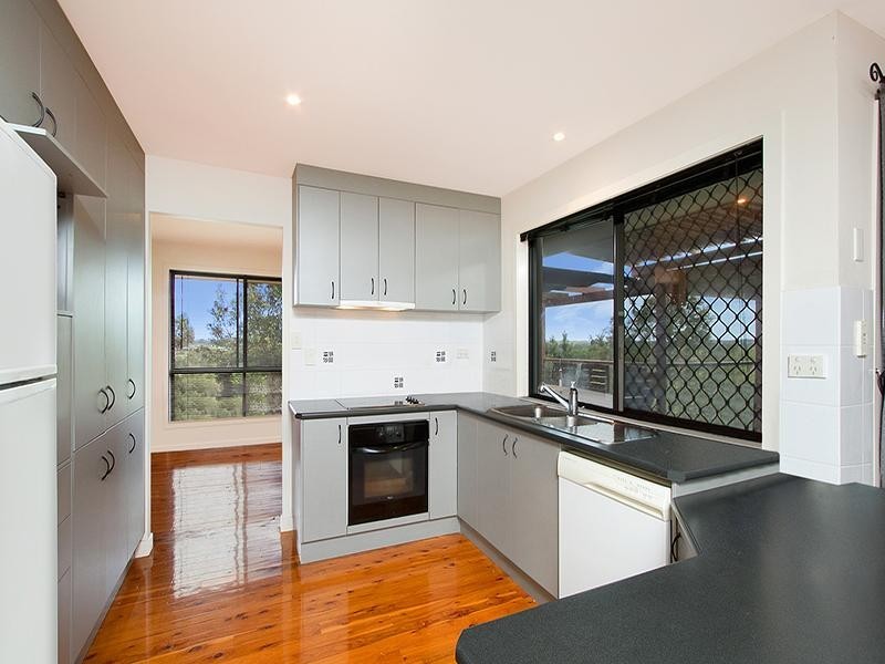 2 Satellite Court, Tanah Merah QLD 4128