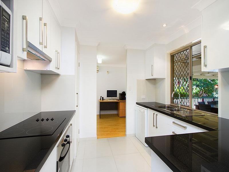 86 Edenlea Drive, Meadowbrook QLD 4131