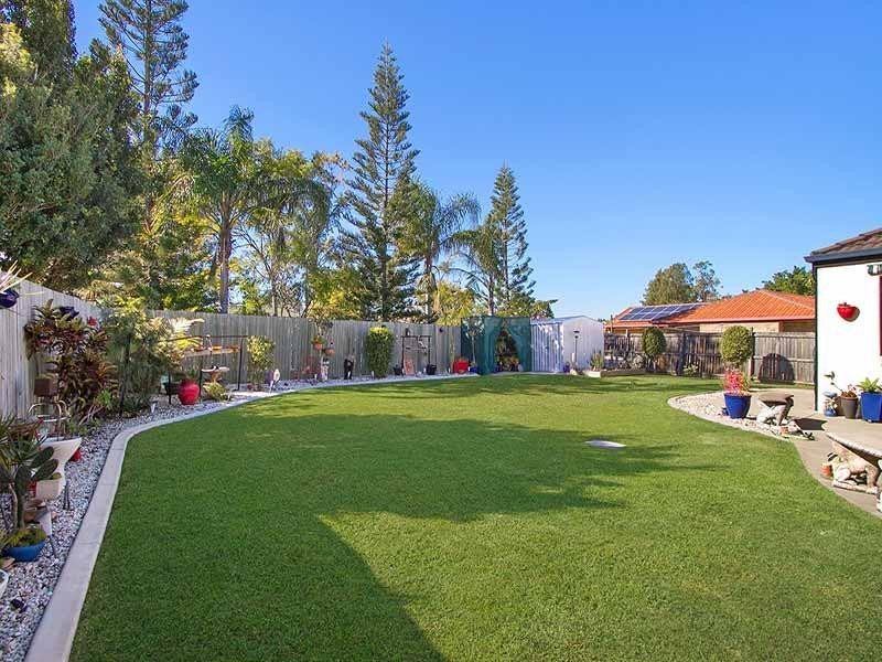 16 Seria Street, Tanah Merah QLD 4128