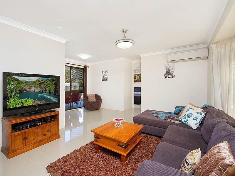 61 Ellendale Crescent, Daisy Hill QLD 4127