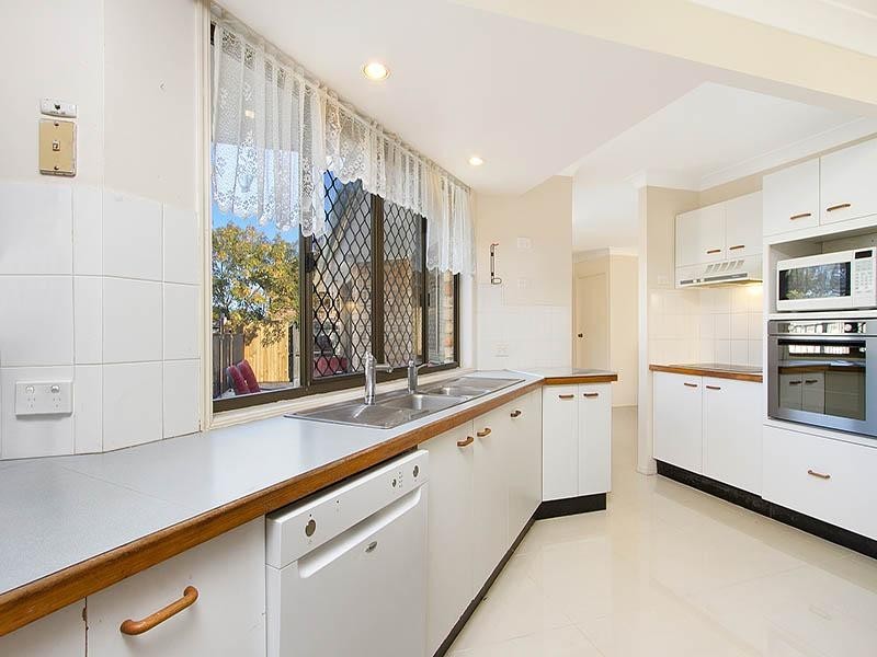 61 Ellendale Crescent, Daisy Hill QLD 4127
