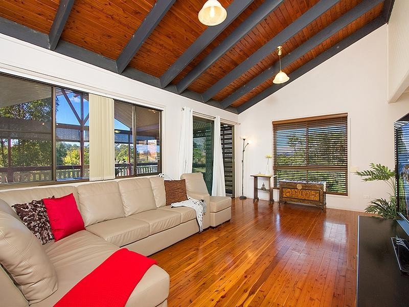 18 Adelong Road, Shailer Park QLD 4128