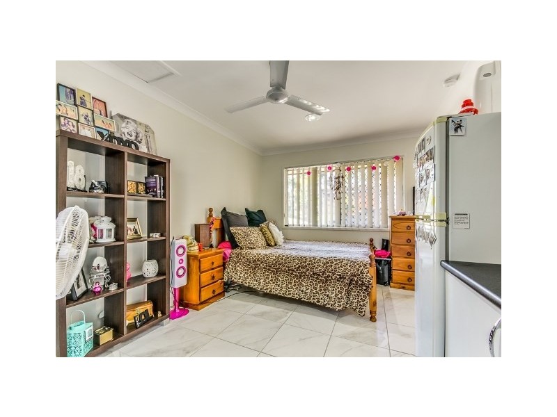 45 Wootton Crescent, Springwood QLD 4127