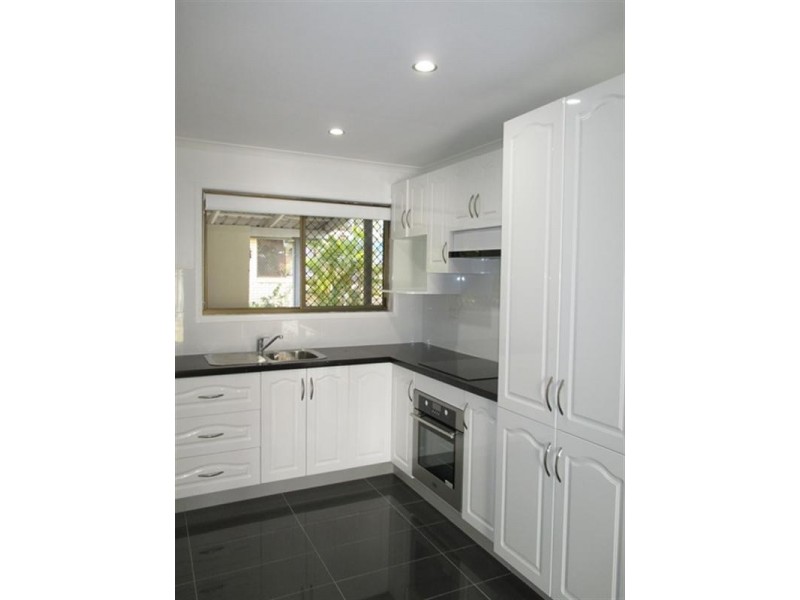 2/130 Bryants Road, Shailer Park QLD 4128