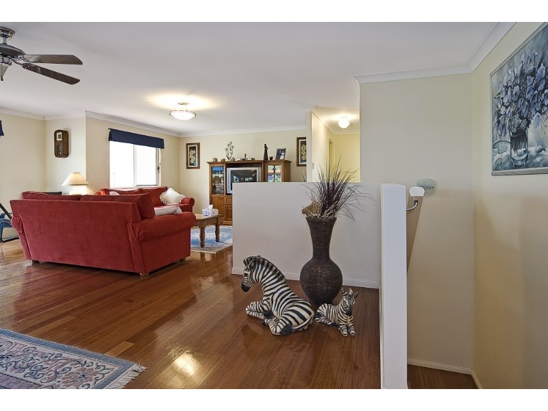 25 Bayview Drive, Tanah Merah QLD 4128