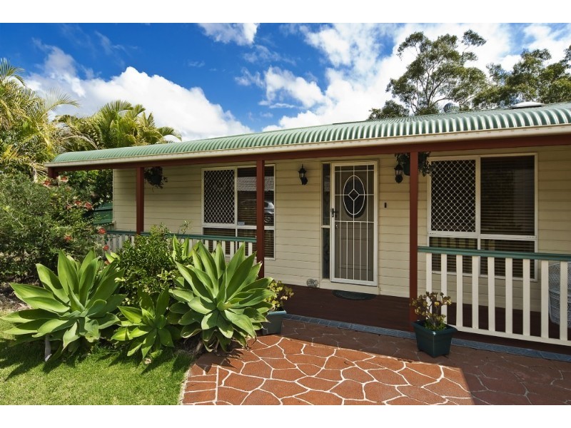 25 Bayview Drive, Tanah Merah QLD 4128