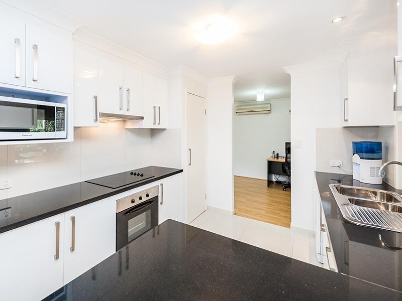 86 Edenlea Drive, Meadowbrook QLD 4131
