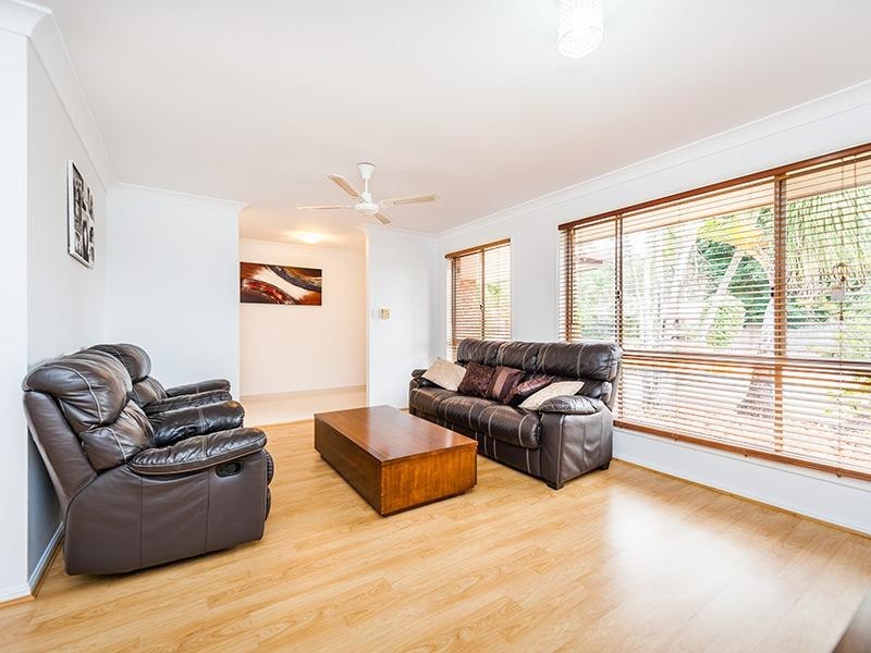 86 Edenlea Drive, Meadowbrook QLD 4131