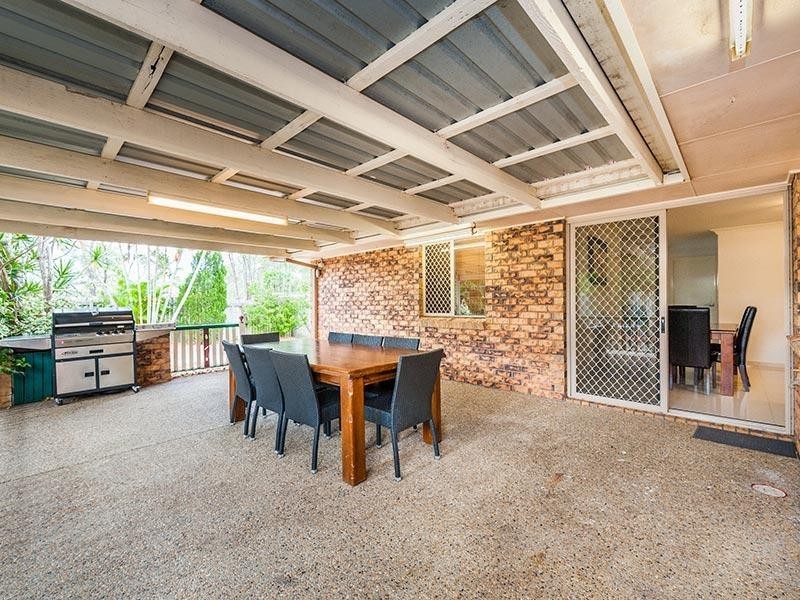 86 Edenlea Drive, Meadowbrook QLD 4131
