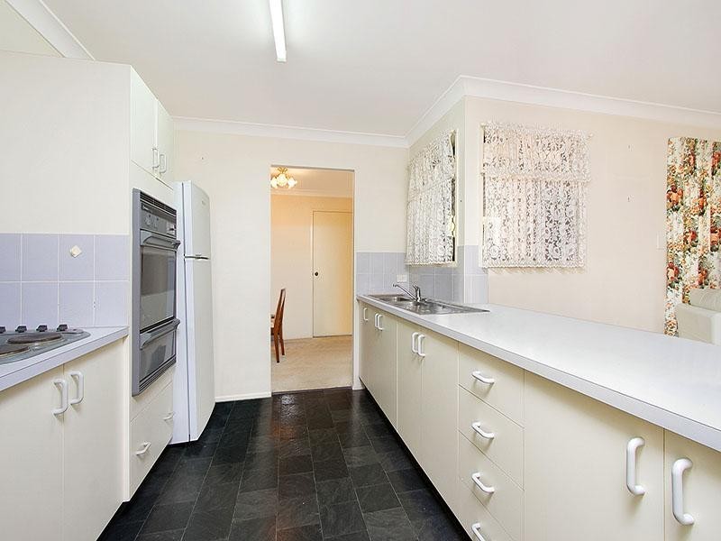 3 Farr Court, Daisy Hill QLD 4127