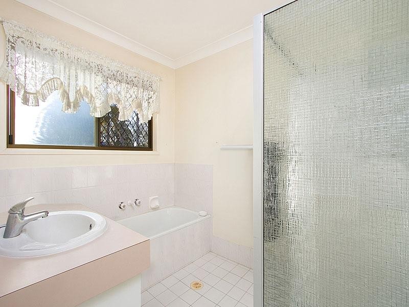 3 Farr Court, Daisy Hill QLD 4127