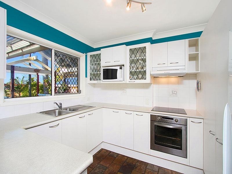 15 Plantain Road, Shailer Park QLD 4128