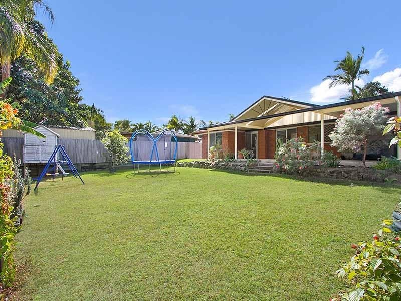 30 Oxley Circuit, Daisy Hill QLD 4127