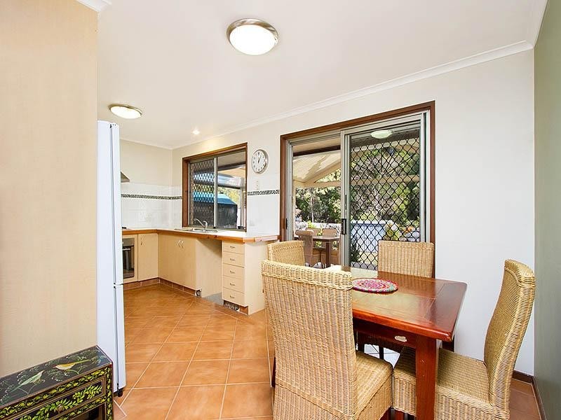 30 Oxley Circuit, Daisy Hill QLD 4127