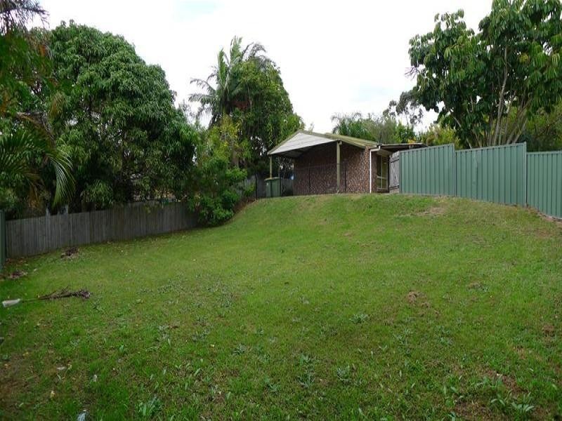 52 Dennis Road, Springwood QLD 4127