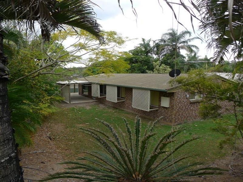 52 Dennis Road, Springwood QLD 4127
