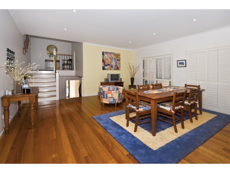 42 Que Close, Cornubia QLD 4130