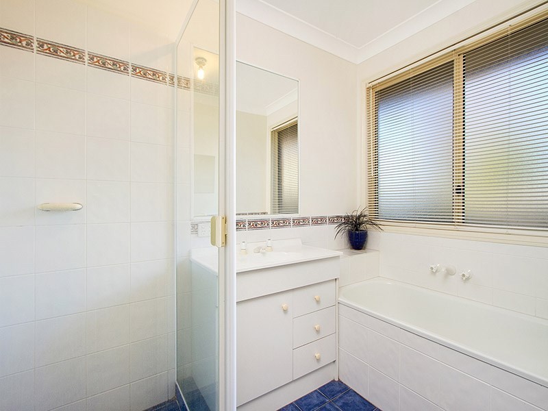15 Pelewan Court, Tanah Merah QLD 4128