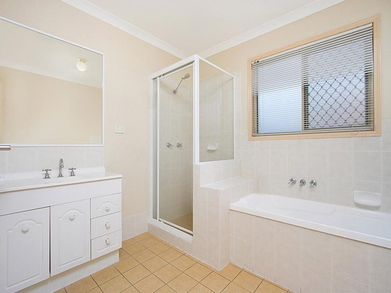 12 Starshine Street, Meadowbrook QLD 4131