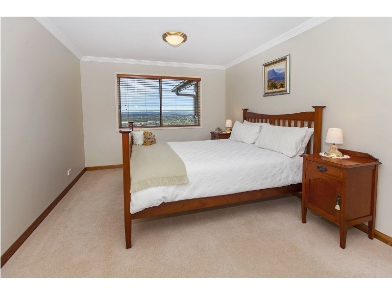 407 Springwood Road, Springwood QLD 4127