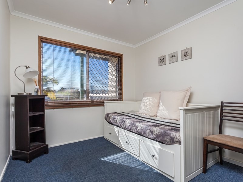 8 Dewar Drive, Loganholme QLD 4129