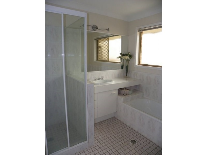 13 Pointer Court, Shailer Park QLD 4128